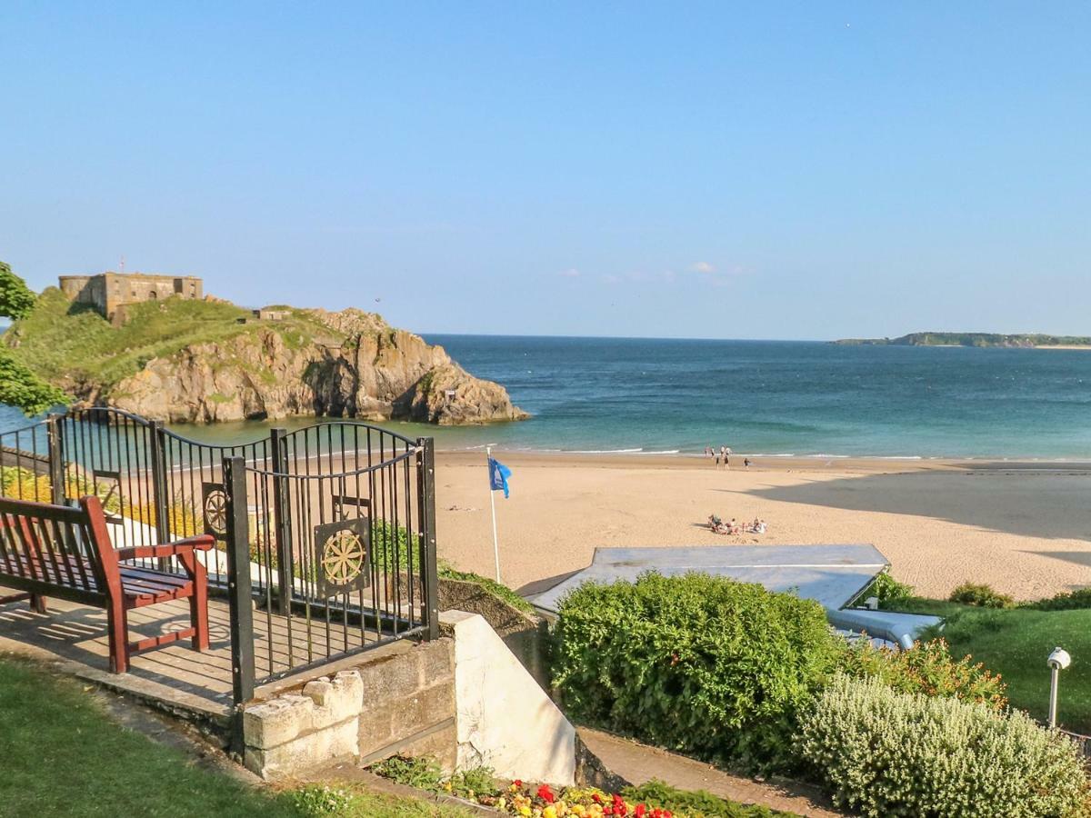 Willow Lodge Tenby Exterior photo